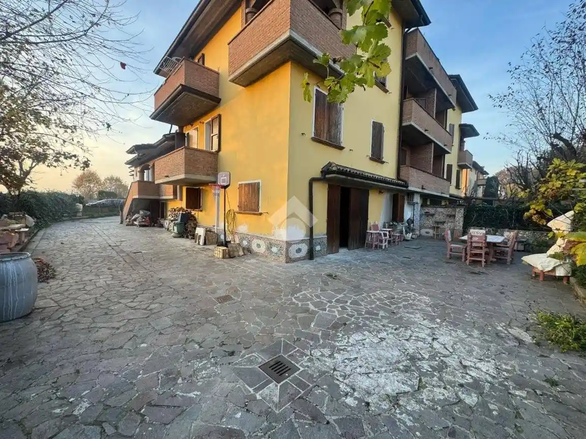 Villa bifamiliare via Gaio Valerio Catullo 68, Pieve Modolena, Reggio Emilia - foto 4