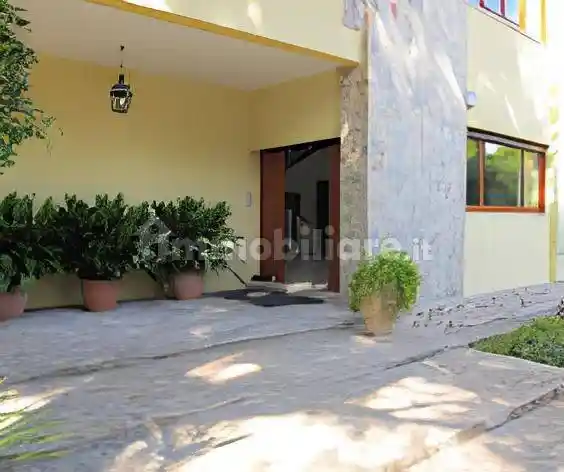 Appartamento in affitto a Carmiano