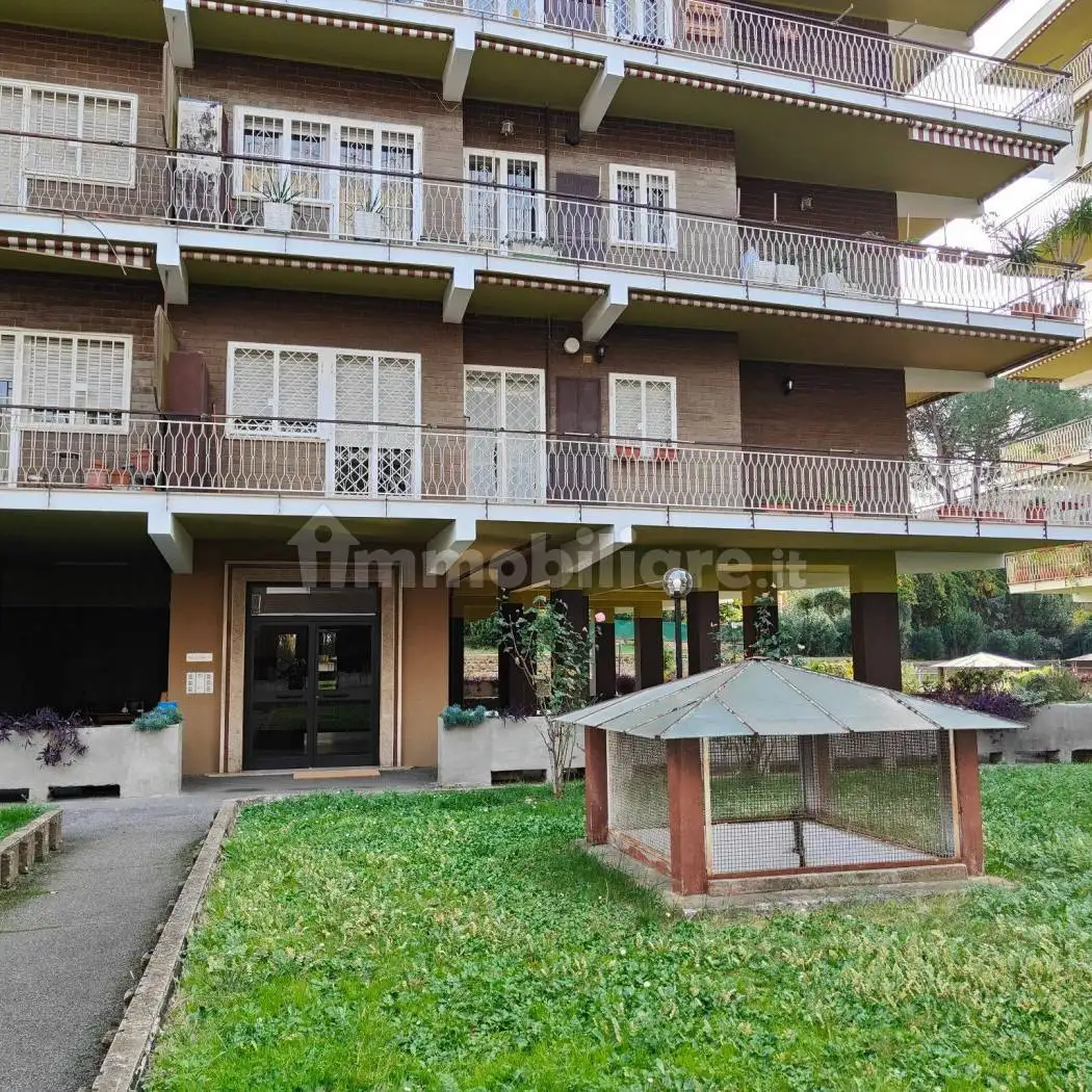 Appartamento in vendita a Guidonia Montecelio