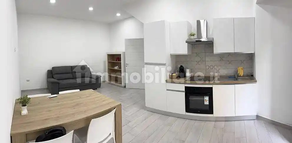 Bilocale via F. Redi, Nuovo Corso Campano - Marchesella, Giugliano in Campania - foto 2