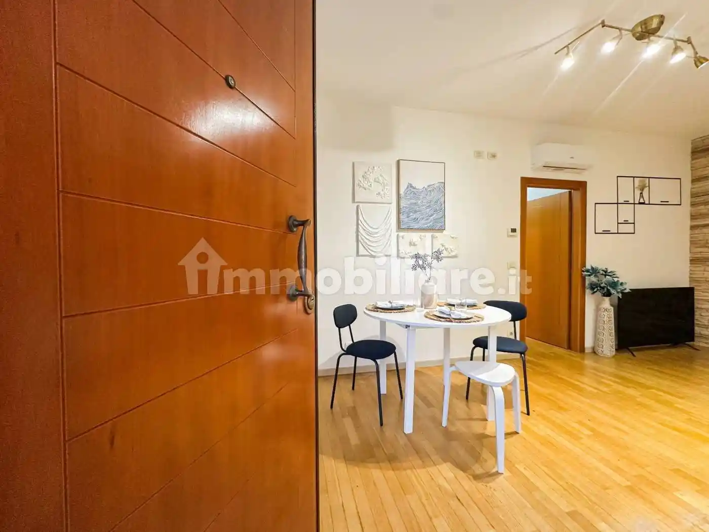 Bilocale via Arno 24, Villaggio Primo Maggio, Rimini - foto 2