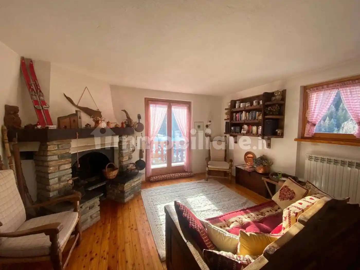 Quadrilocale via Grand Paradis 63, Centro, Cogne - foto 5