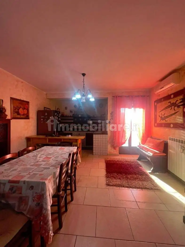 Appartamento in vendita a Castel Volturno