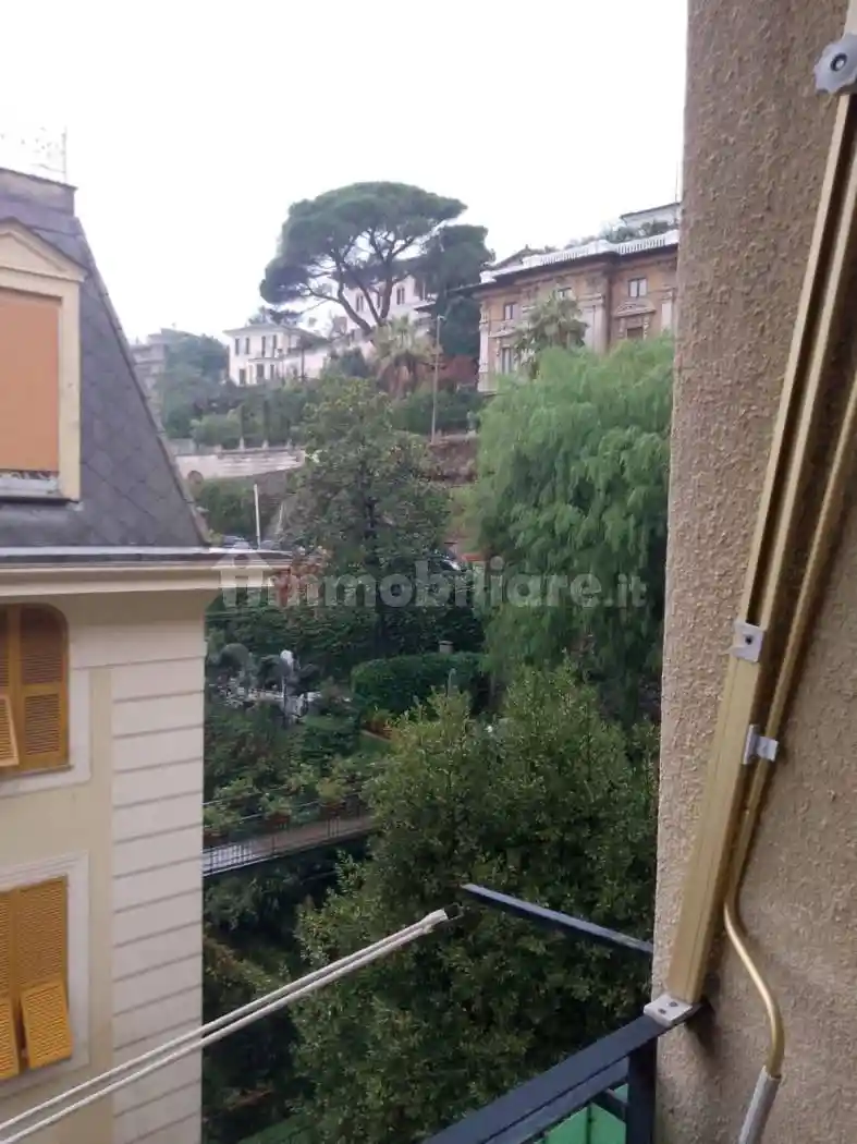 Appartamento in affitto a Genova