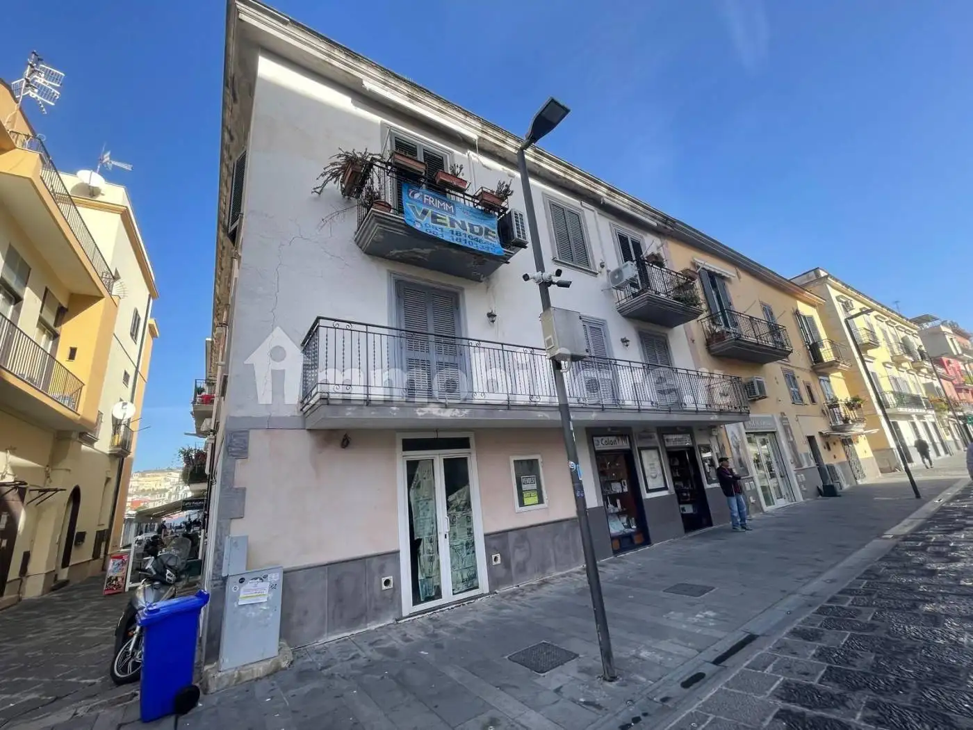 Appartamento in vendita a Pozzuoli