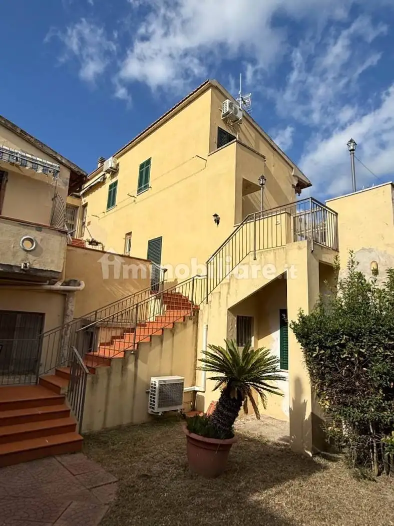 Appartamento in vendita a Castagneto Carducci