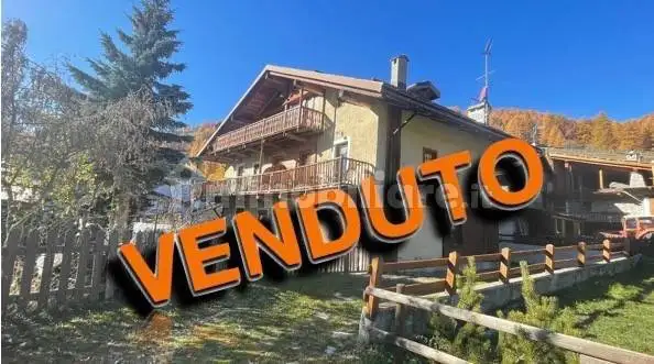 Appartamento in vendita a Pragelato
