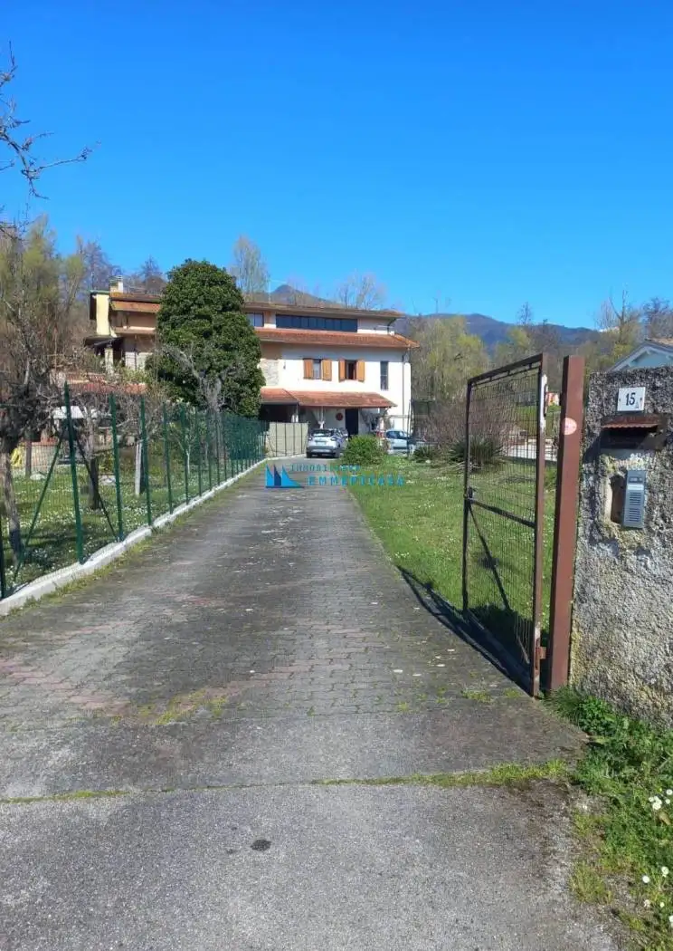 Villetta a schiera in vendita a Montignoso
