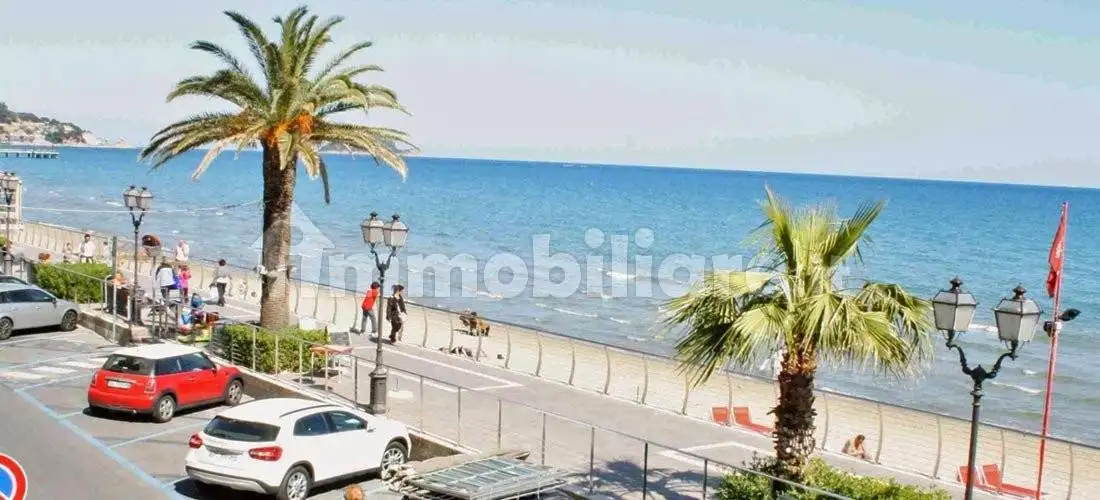 Appartamento in vendita a Alassio