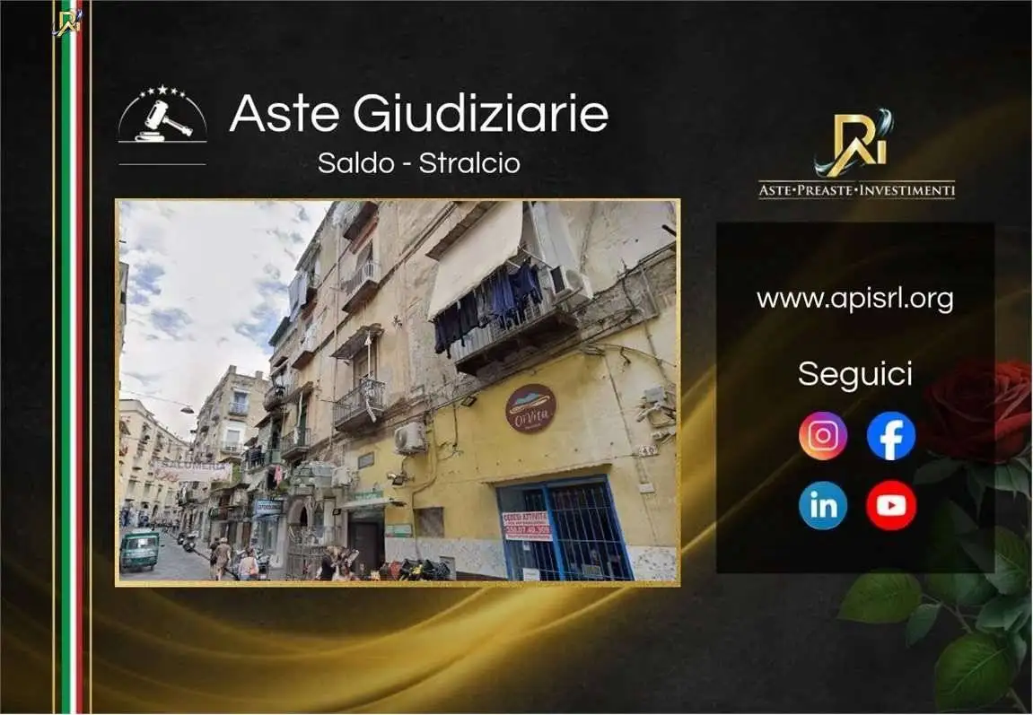 Appartamento in vendita a Napoli