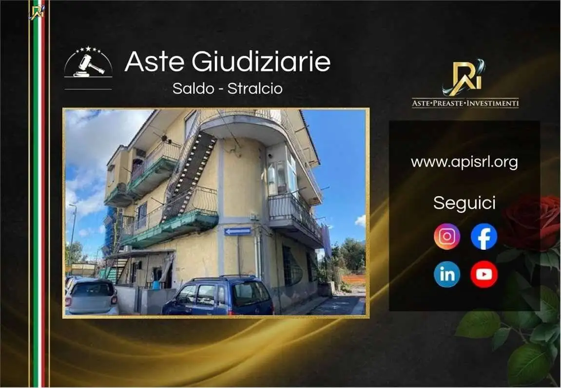 Appartamento in vendita a Napoli