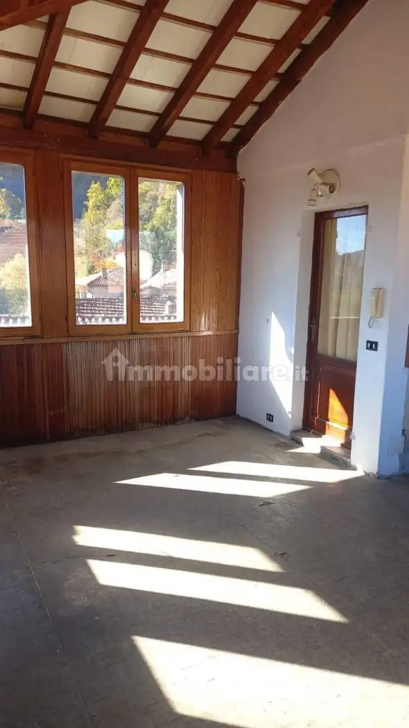 Mansarda via Roma 3, Centro, Cadegliano-Viconago - foto 5