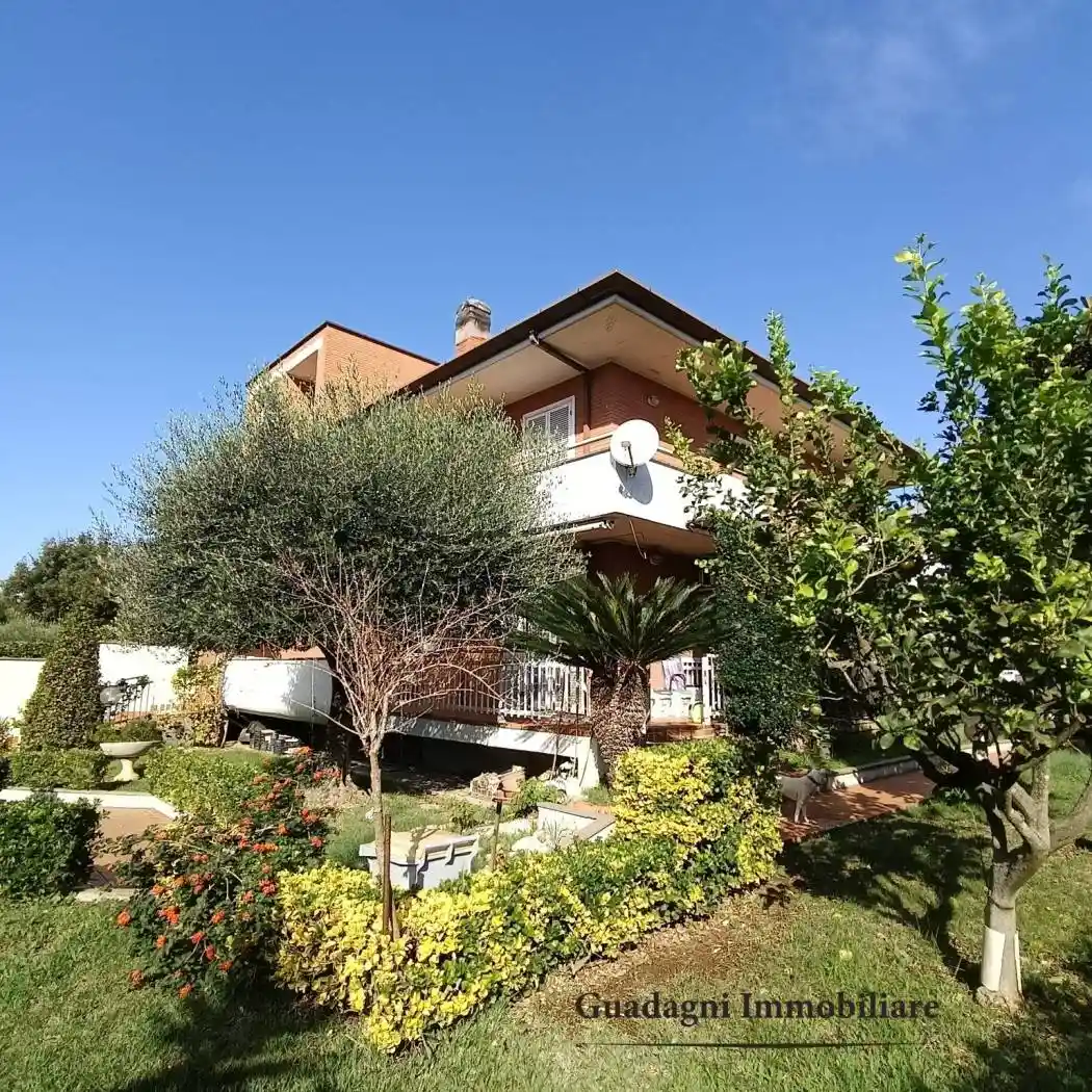 Villa bifamiliare via Luigi Boccherini, Q4, Latina - foto 3