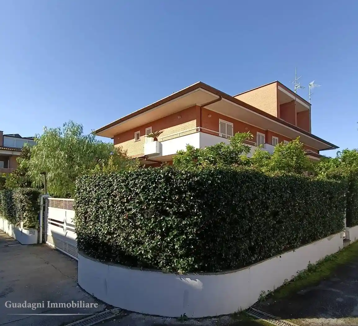 Villa bifamiliare via Luigi Boccherini, Q4, Latina - foto 5