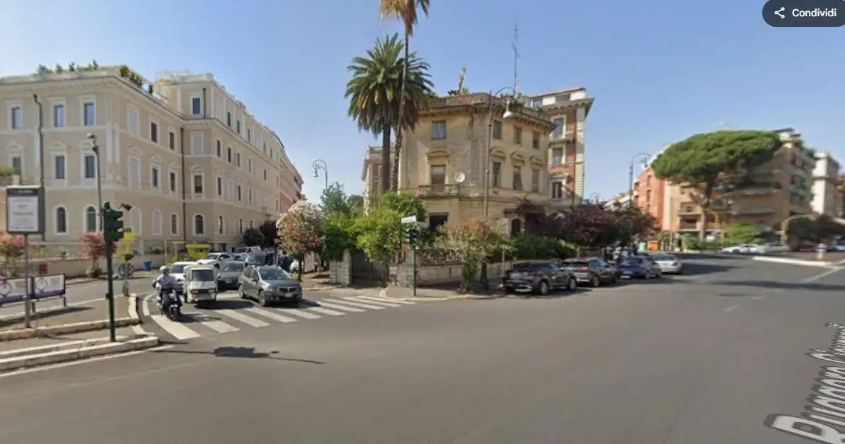 Appartamento in vendita a Roma