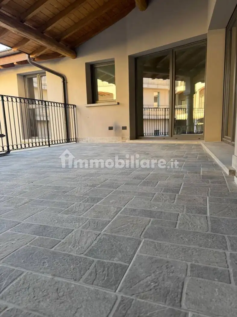 Appartamento in vendita a Cantello