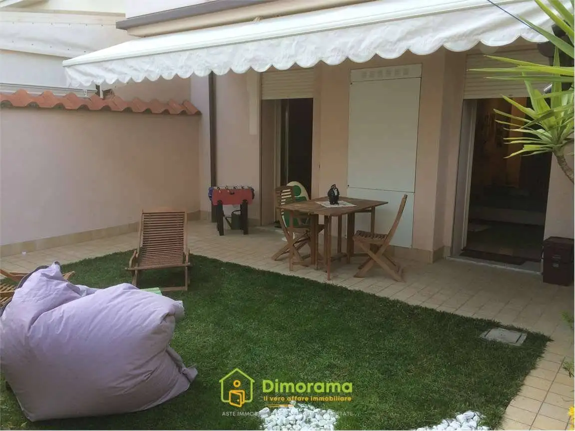 Appartamento in affitto a Viareggio