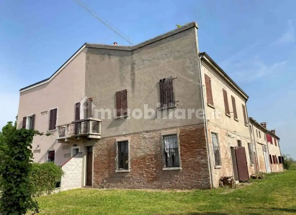 Casa indipendente in asta a Ferrara