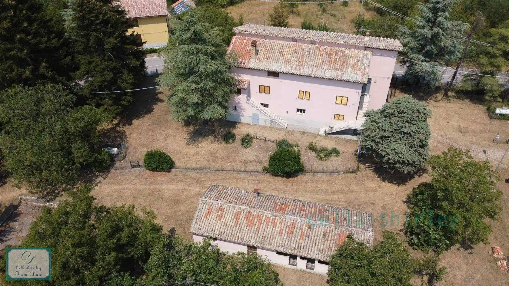 Rustico, buono stato, 590 m², Comunanza - foto 2