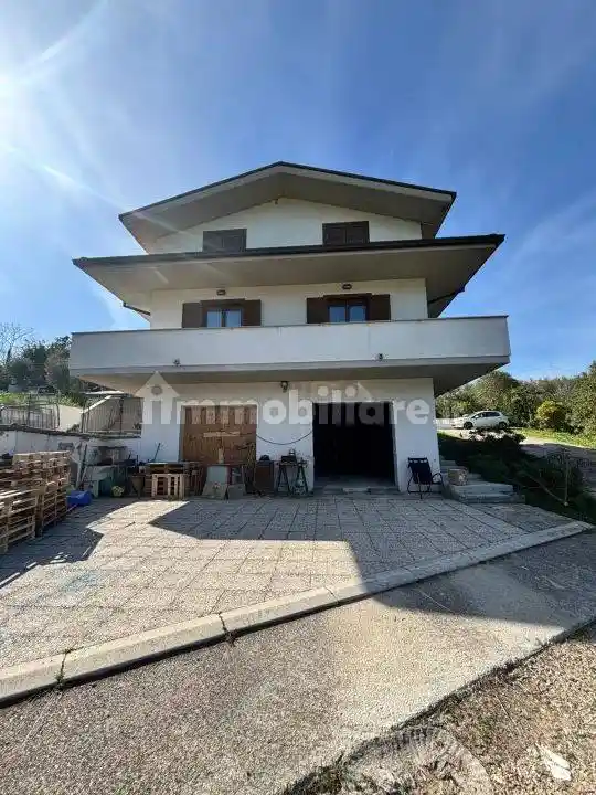 Villa unifamiliare via Teate 2, San Giovanni Teatino - foto 3