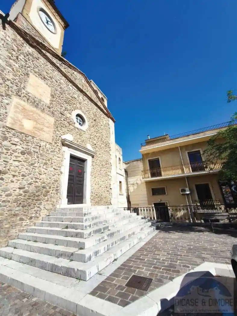 Palazzo - Edificio in vendita a Sant'Agata di Militello