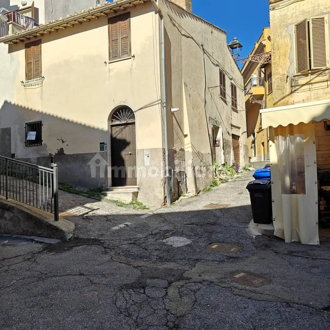 Appartamento in vendita a Magliano Sabina