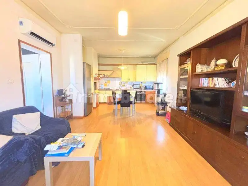 Appartamento via Cadallora 17, Centro, Casaleone - foto 2