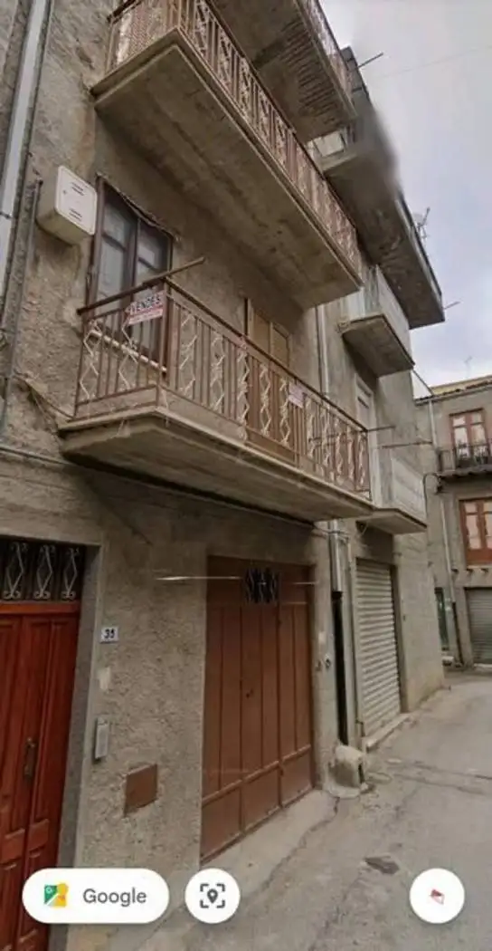 Villa in vendita a Alessandria della Rocca