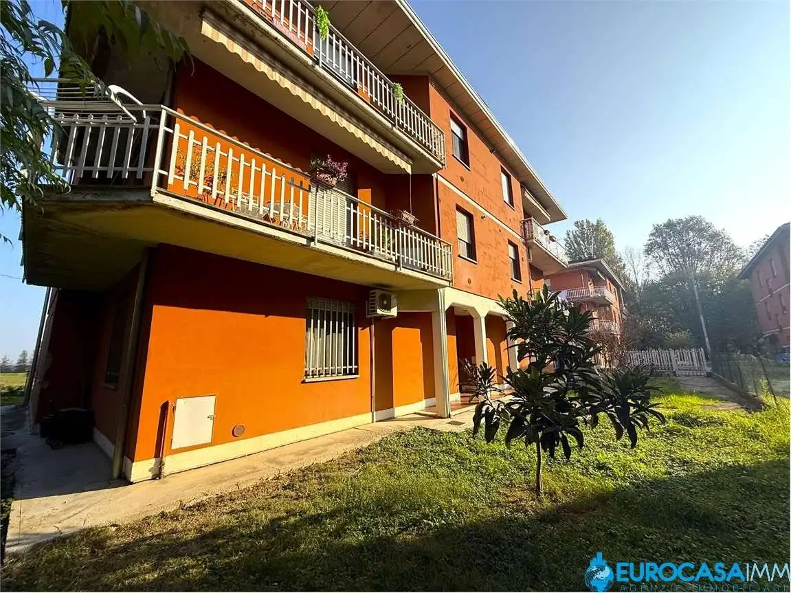 Quadrilocale via Carso, 35, Centro, Fabbrico - foto 3