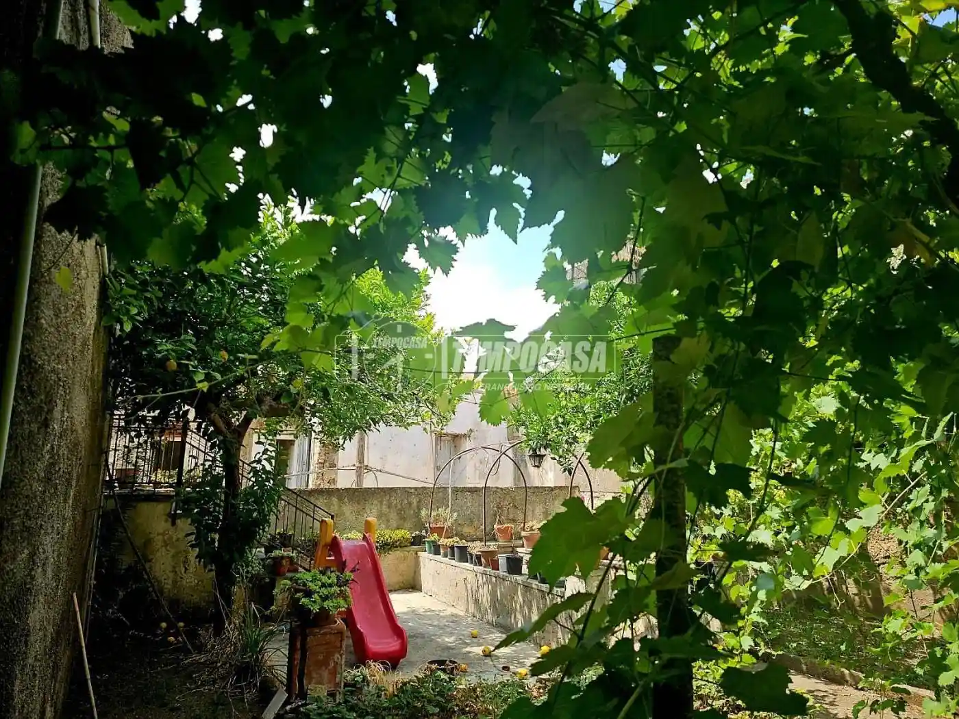 Terratetto unifamiliare 200 m², da ristrutturare, Avella - foto 2