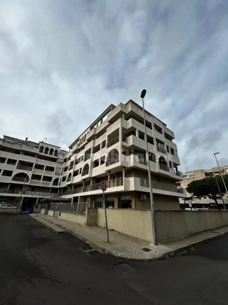 Trilocale via Enzo Sozzo, Via Merine, Lecce - foto 2