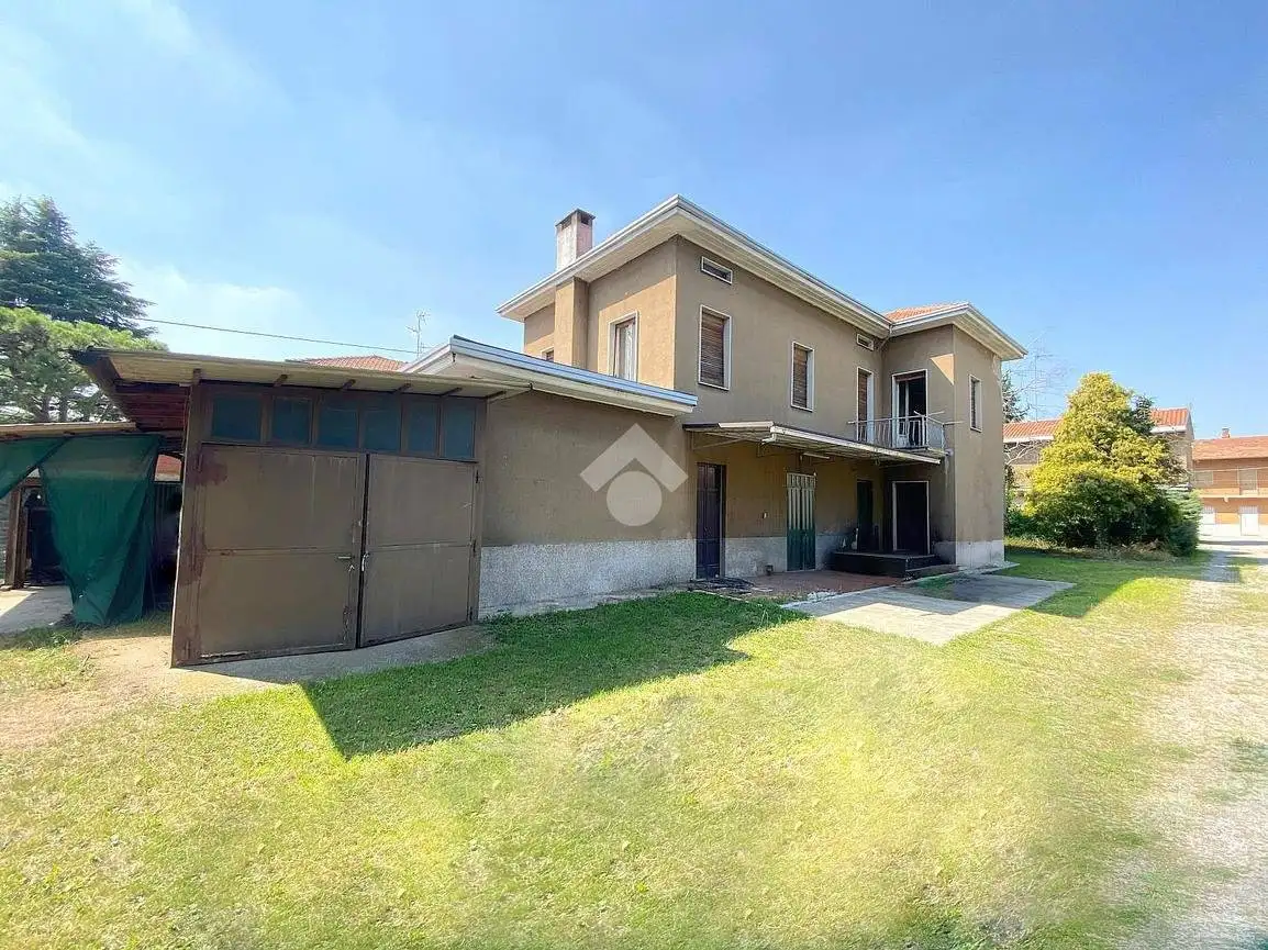 Casa indipendente in vendita a Samarate