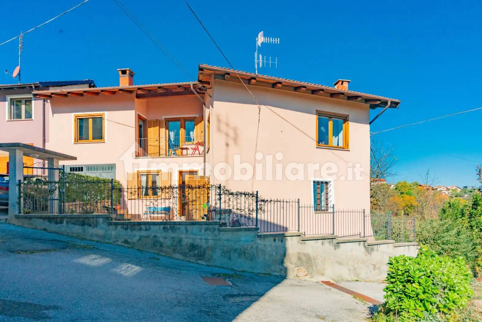 Villetta a schiera in vendita a Vignolo