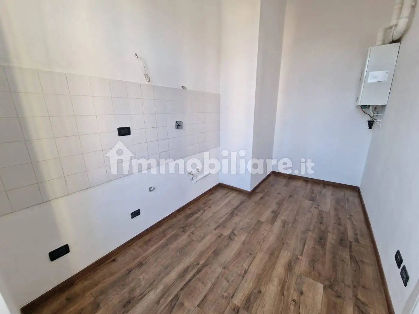 Trilocale via Vincenzo Virginio, Centro, Pinerolo - foto 3