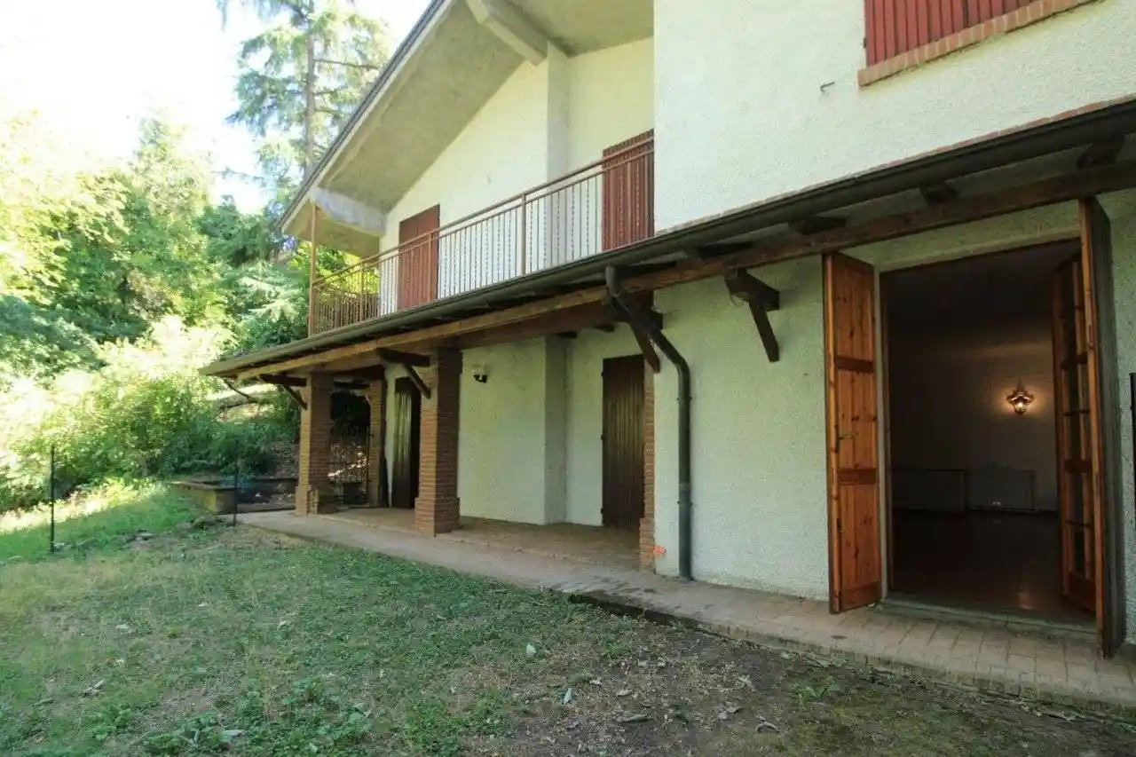 Villa in vendita a Quattro Castella