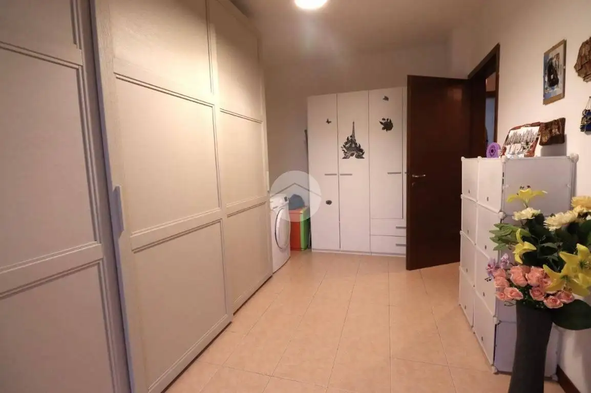 Bilocale buono stato, piano terra, Castel d'Ario - foto 3