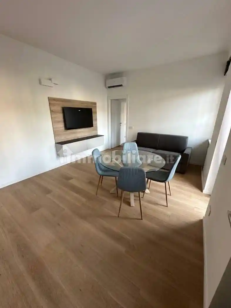 Bilocale via Rezzonico 47, Valduce - Crispi, Como - foto 2