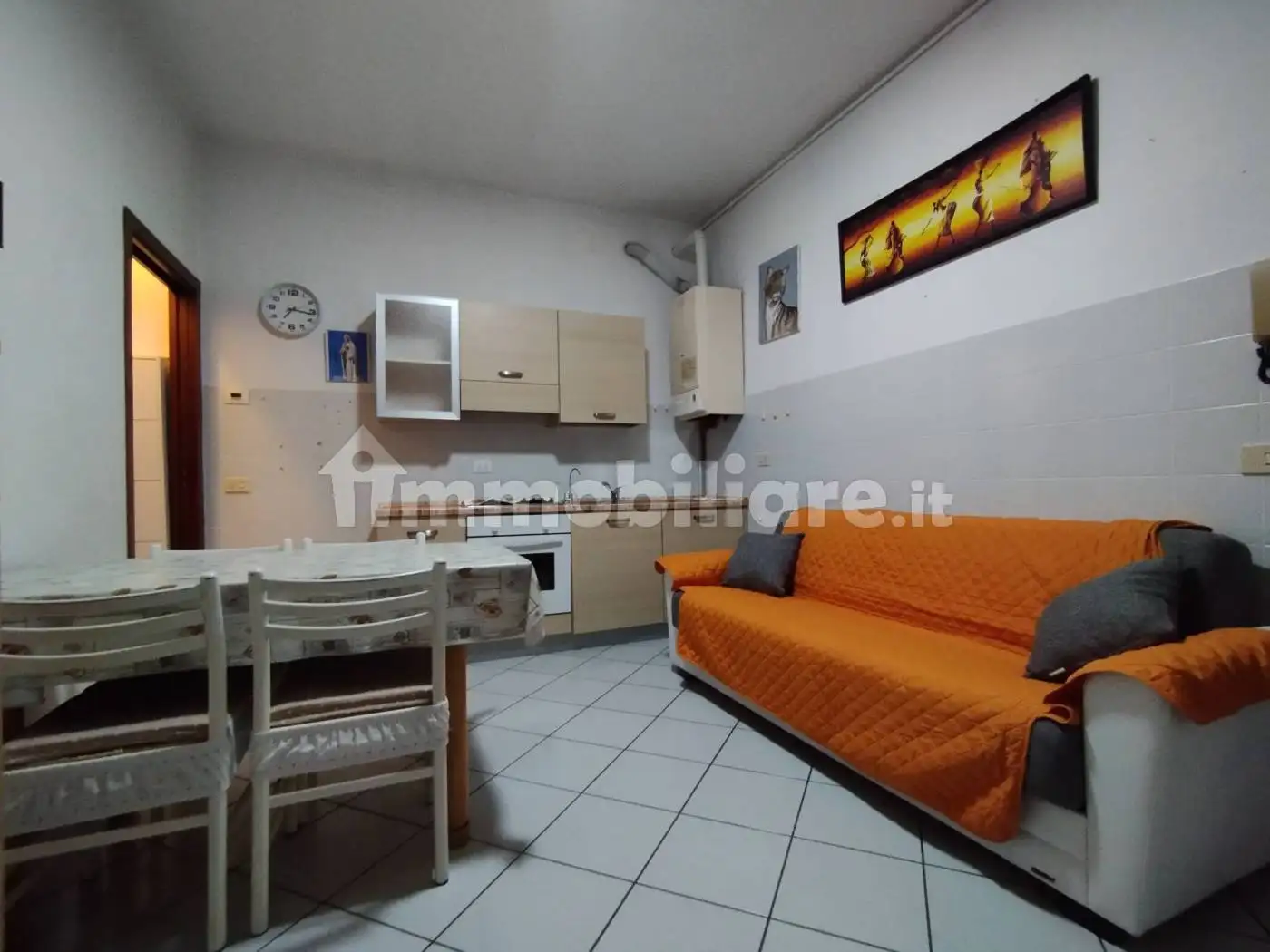 Appartamento in vendita a Carugo