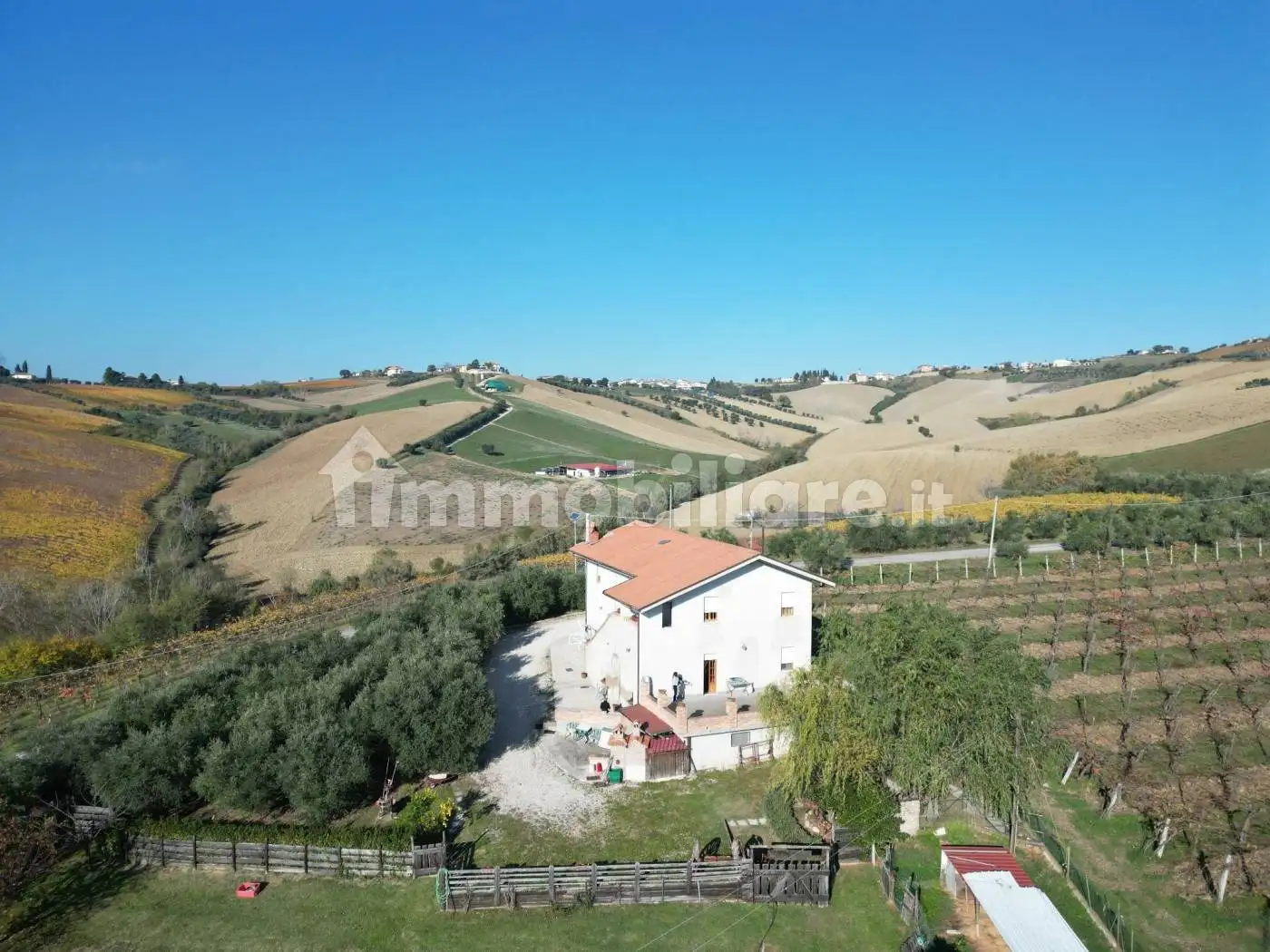 Casa indipendente in vendita a Torano Nuovo