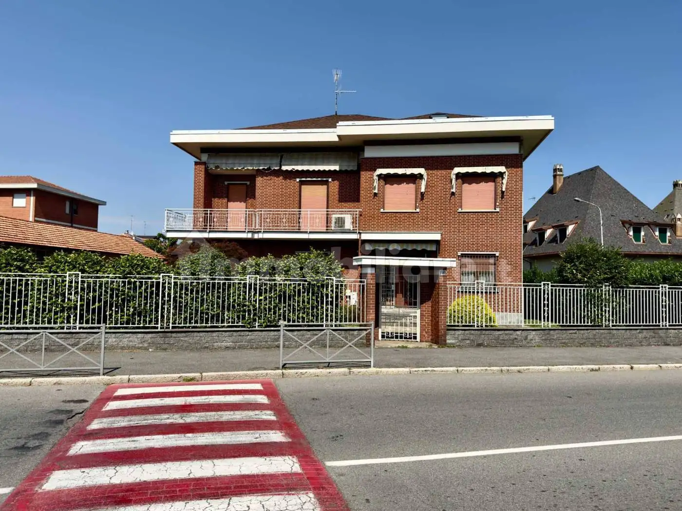 Villa bifamiliare via 4 Novembre 21, Cerano - foto 2