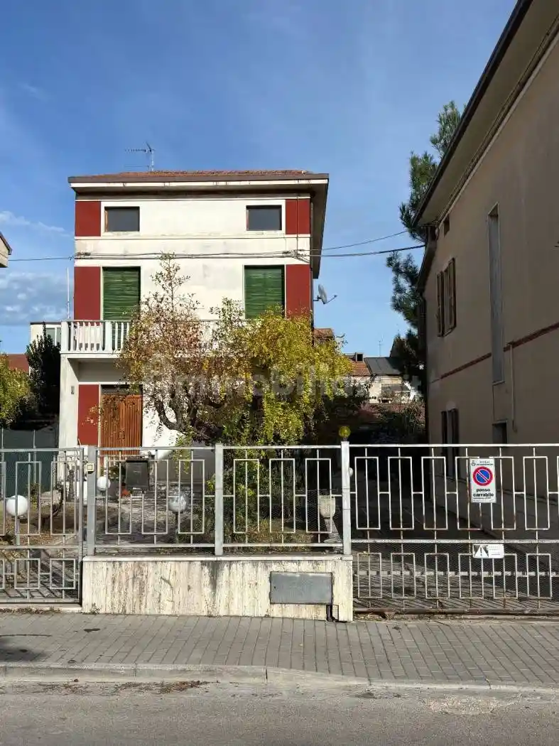 Casa indipendente in vendita a Civitanova Marche
