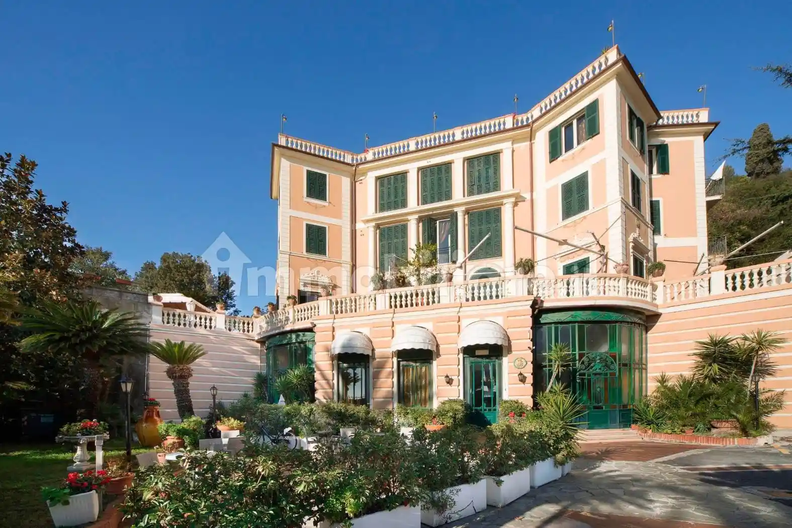 Appartamento in vendita a Finale Ligure