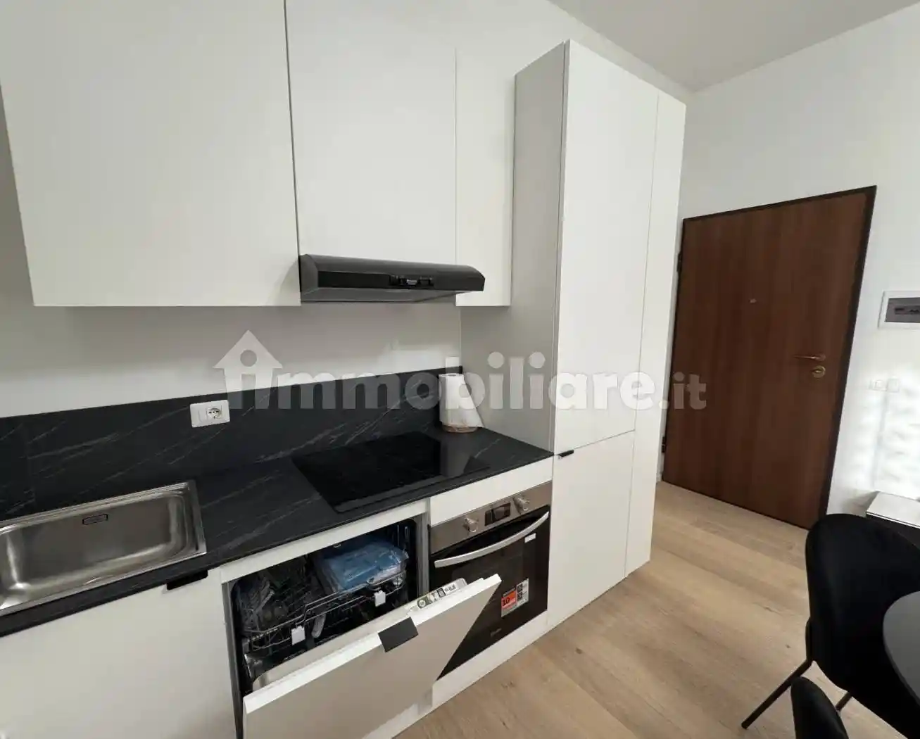 Bilocale via delle Gardenie 7, Primaticcio, Milano - foto 5