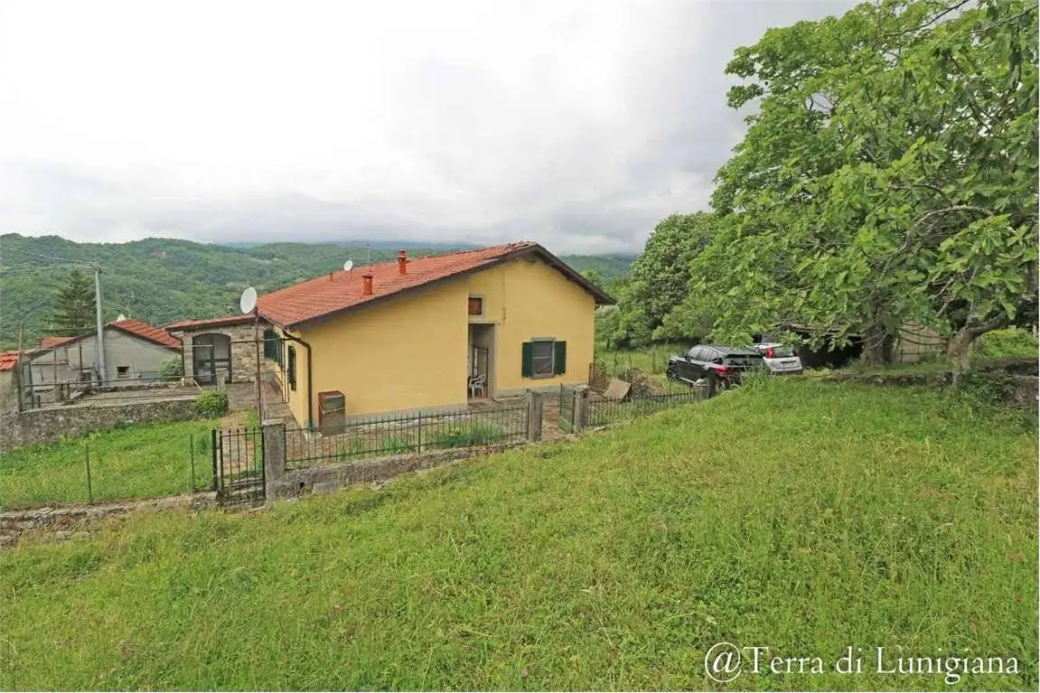 Casa indipendente in vendita a Pontremoli