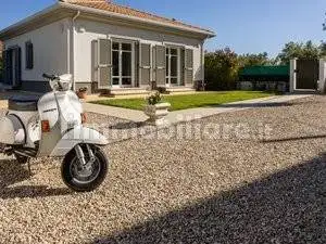 Villa in vendita a Roseto degli Abruzzi