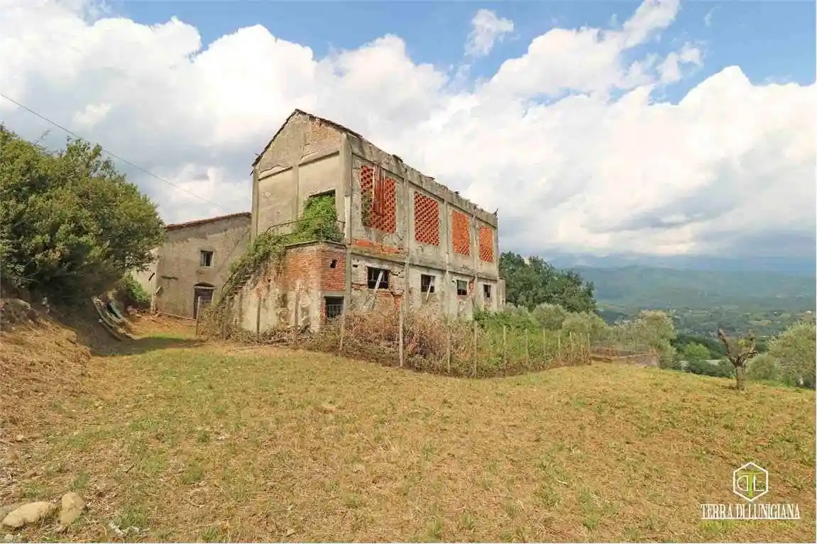 Rustico - Casale in vendita a Pontremoli