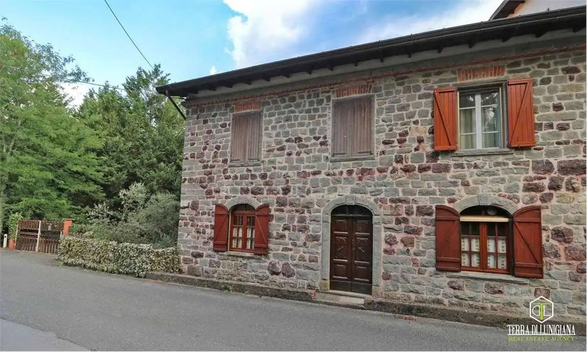 Rustico - Casale in vendita a Pontremoli