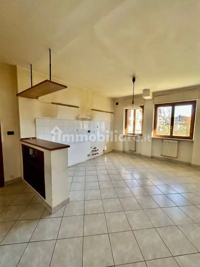 Trilocale via Emanuele Filiberto 10, Centro, Beinette - foto 5