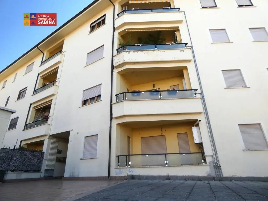 Appartamento in vendita a Poggio Mirteto