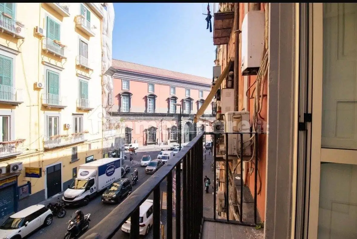 Appartamento in vendita a Napoli